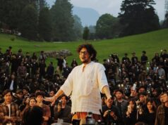 Kunto Aji Hadirkan “Manusia Terakhir di Bumi”, Seruan Kepedulian Terhadap Alam Musisi Kunto Aji merilis single terbaru berjudul “Manusia Terakhir di Bumi”. (Sumber: Instagram @kuntoajiw)