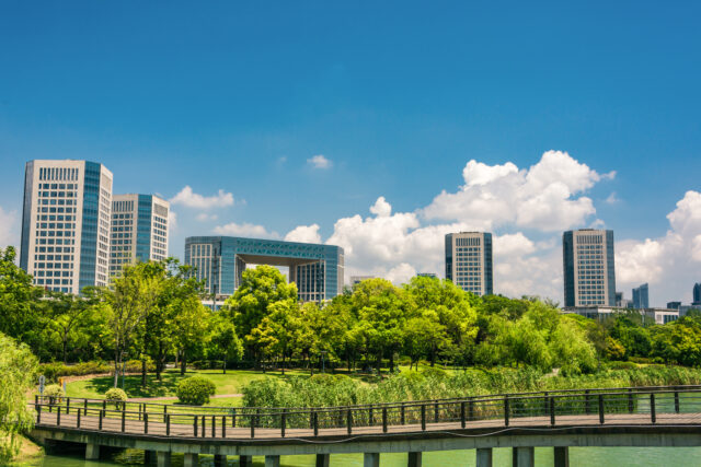 Pembangunan Berkelanjutan seharusnya dapat memberi ruang bagi hidup yang bermartabat. (Sumber: Freepik)