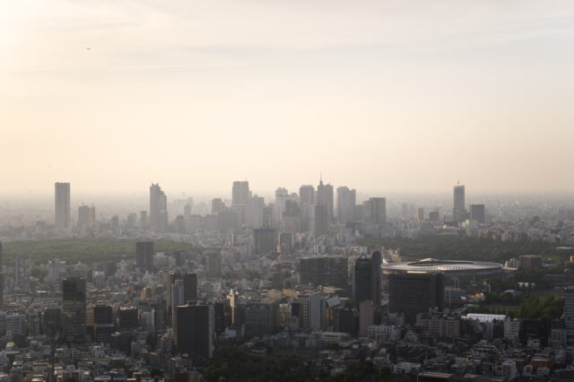 IQAir merilis negara dengan kualitas udara terburuk di dunia tahun 2024. (Sumber: Freepik)