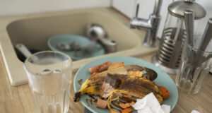Berapa Banyak Sampah Dapur yang Kita Buang Setiap Hari? Sampah dapur yang dihasilkan oleh satu keluarga. (Sumber: Freepik)