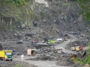 Tambang Ilegal Mulai Menggerus Gunung Merapi Tambang Ilegal Mulai Menggerus Merapi (Kompas.id)