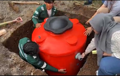 Kolaborasi Politeknik Negeri Banyuwangi dan Peternak Jambewangi Wujudkan Biogas Mandiri dari Limbah Kandang Kolaborasi Politeknik Negeri Banyuwangi dan Peternak Jambewangi Wujudkan Biogas Mandiri dari Limbah Kandang (Foto: dok. istimewa Poliwangi)